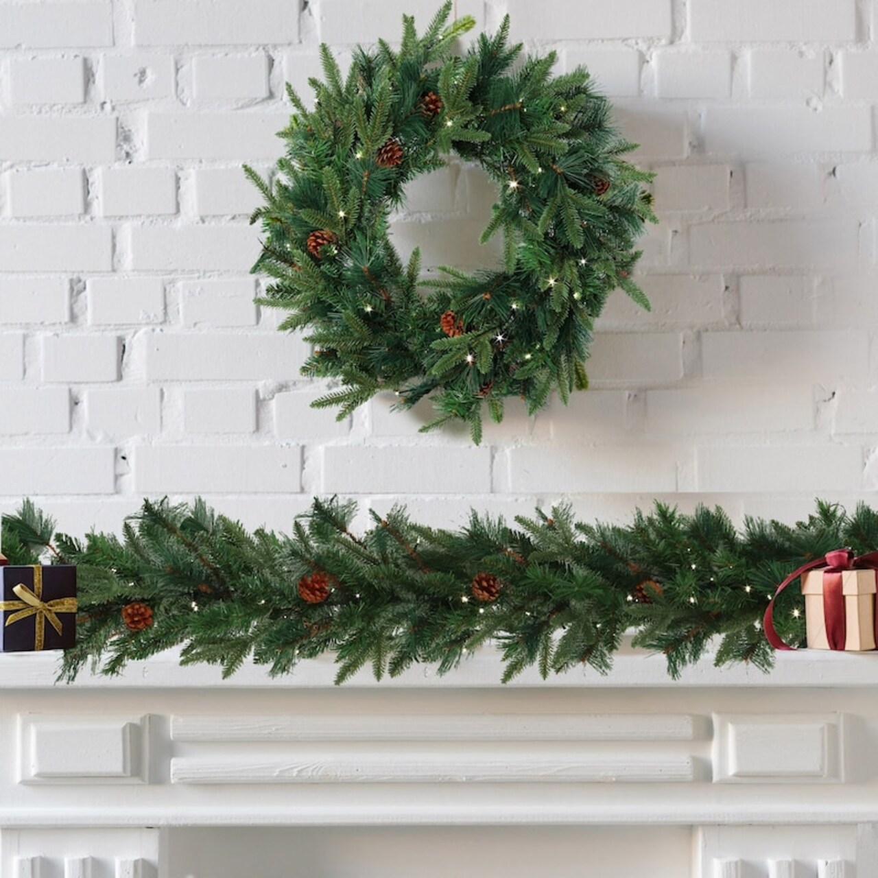 24-Inch Pre-Lit Christmas Wreath with Timer LED Lights - Festive and Convenient Holiday Decor